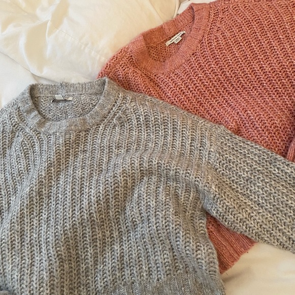 2 american eagle sweaters - Picture 1 of 6